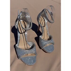 NWT Gianni Bini Constantz Silver Glitter Stiletto Heel Ankle Strap Sandals 7.5
